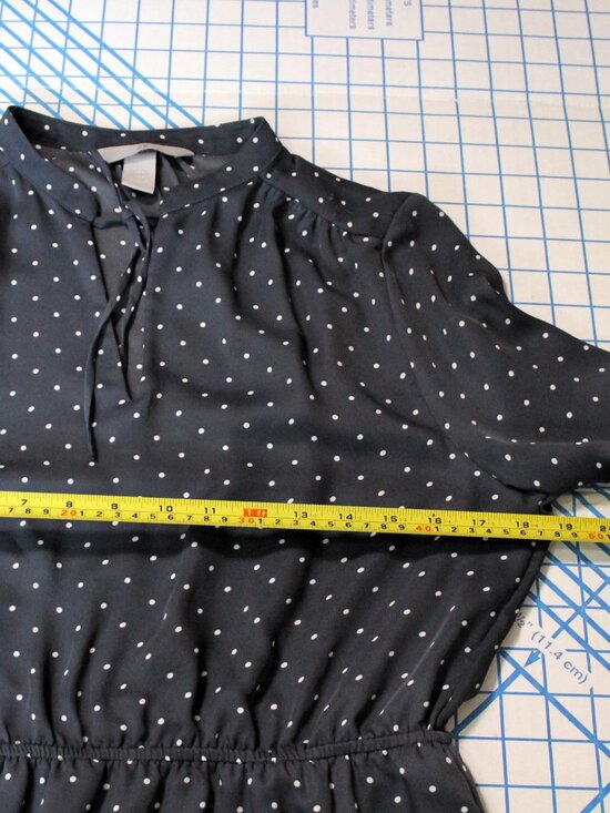 H&M Gray Polka Dot Career Dress, Size 8 - Picture 9 of 11